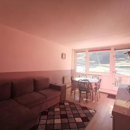 Daire 6 Pers. Face Aux Pistes, Balcon Sud, Tv, Cuisine Equipee, Ski-in/ski-out, - Fr-1-404-78