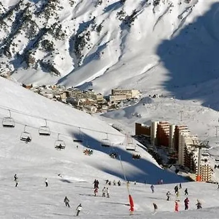 6 Pers. Face Aux Pistes, Balcon Sud, Tv, Cuisine Equipee, Ski-in/ski-out, - Fr-1-404-78