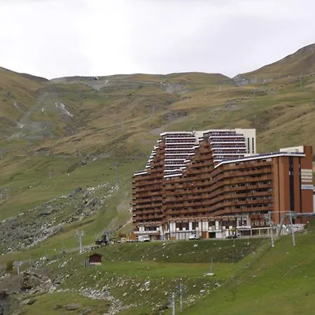 6 Pers. Face Aux Pistes, Balcon Sud, Tv, Cuisine Equipee, Ski-in/ski-out, - Fr-1-404-78 La Mongie