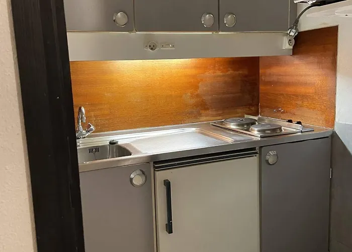 6 Pers. Face Aux Pistes, Balcon Sud, Tv, Cuisine Equipee, Ski-in/ski-out, - Fr-1-404-78 La Mongie