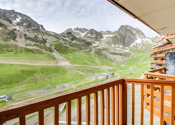 6 Pers. Face Aux Pistes, Balcon Sud, Tv, Cuisine Equipee, Ski-in/ski-out, - Fr-1-404-78 Apartment La Mongie