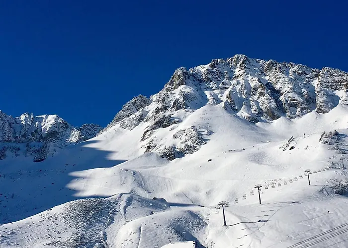 Apartment 6 Pers. Face Aux Pistes, Balcon Sud, Tv, Cuisine Equipee, Ski-in/ski-out, - Fr-1-404-78 *