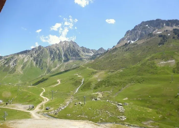 Apartment 6 Pers. Face Aux Pistes, Balcon Sud, Tv, Cuisine Equipee, Ski-in/ski-out, - Fr-1-404-78 *